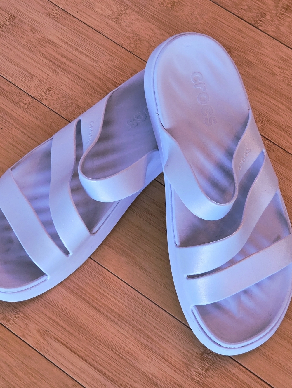 Crocs Getaway Shimmer Strappy Sandal Lavender Purple Platform Size 11 Women's - Picture 2 of 15